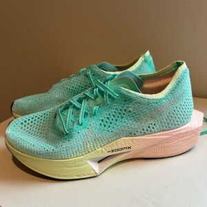 Women’s Size 9 Vaporfly running shoes